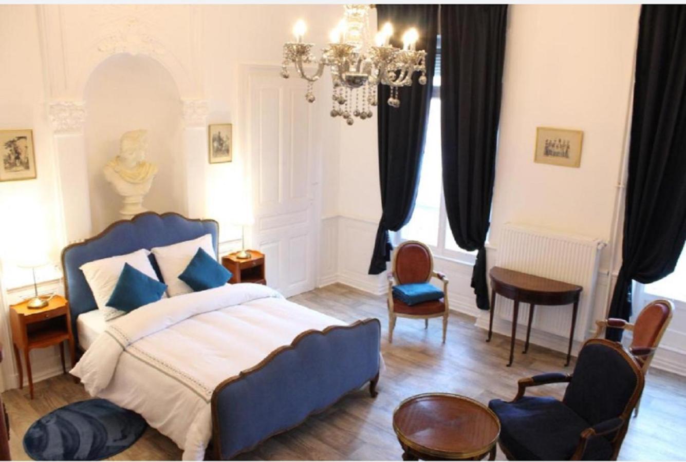 Hotel Le Napoléon Luxeuil-les-Bains Esterno foto