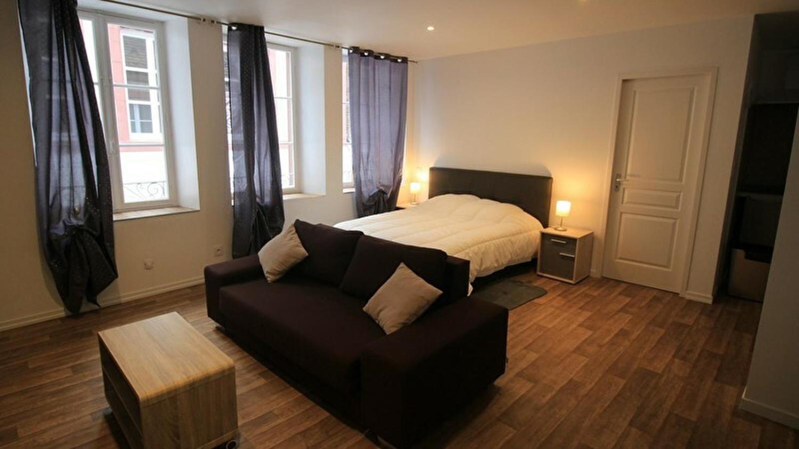 Hotel Le Napoléon Luxeuil-les-Bains Esterno foto